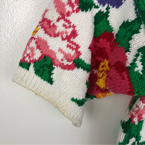 the eagle’s eye (1990 THE EAGLE’S EYE) hand knitted floral sweater - Picture 3 of 5